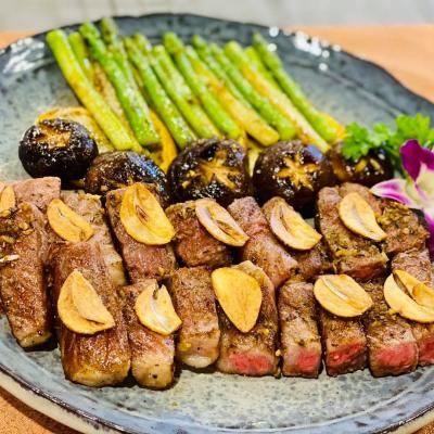 Bò Waygu sốt bơ tây