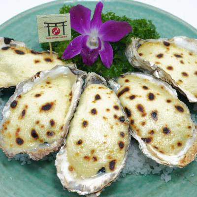 Hàu Nhật (lớn) nướng phô mai/sốt bơ tỏi/sốt phomai (4c)